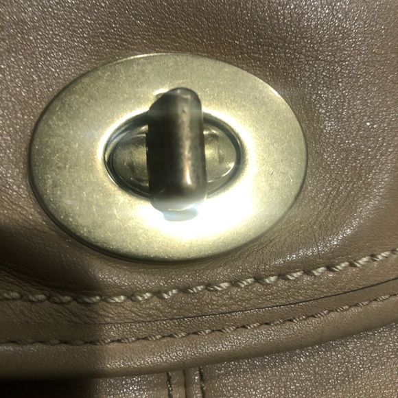 COACH WOMEN’S BRIEFCASE - Picture 11 of 16